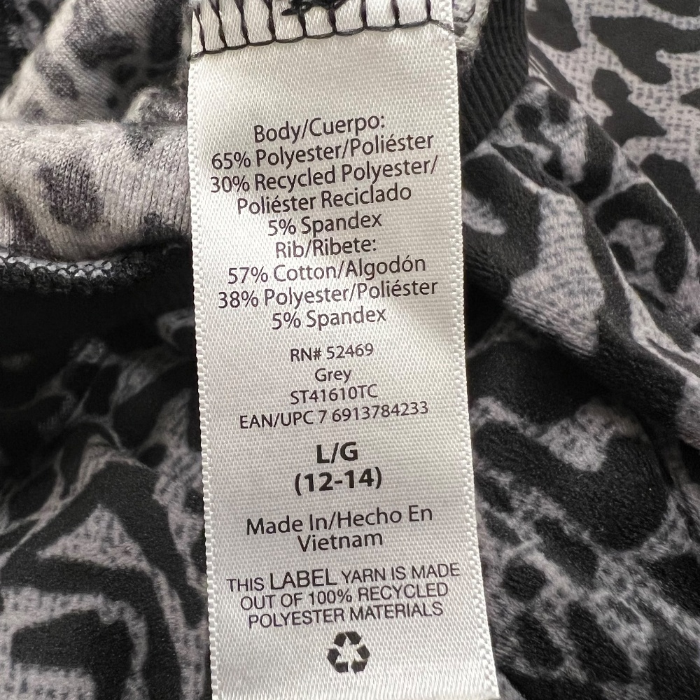 Secret Treasures Long Sleeve Animal Print Blouse--Size Large (12-14) - Picture 4 of 5